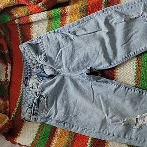EXPRESS NWOT never worn ripped boyfriend jeans size 2